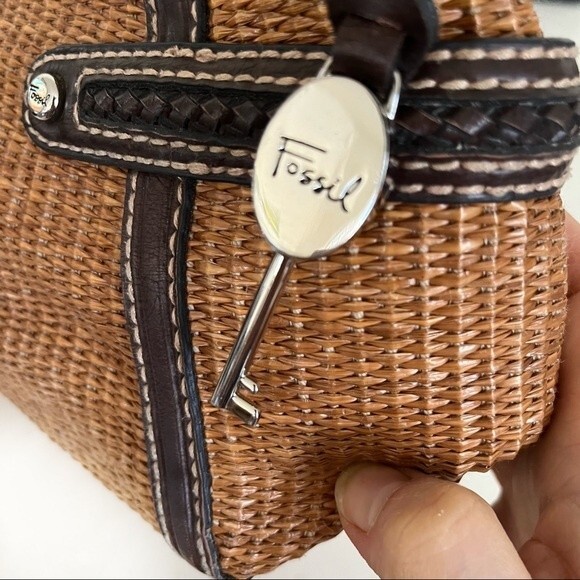 FOSSIL Straw Shoulder Bag Brown Vegan Leather Trim Striped Fabric Lining - Picture 5 of 11